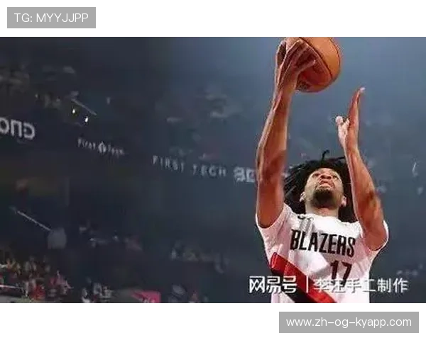 夏普溜底线上篮得手,开拓者替补惊讶鼓掌 夏普溜底线上篮得手,开拓者替补惊讶鼓掌