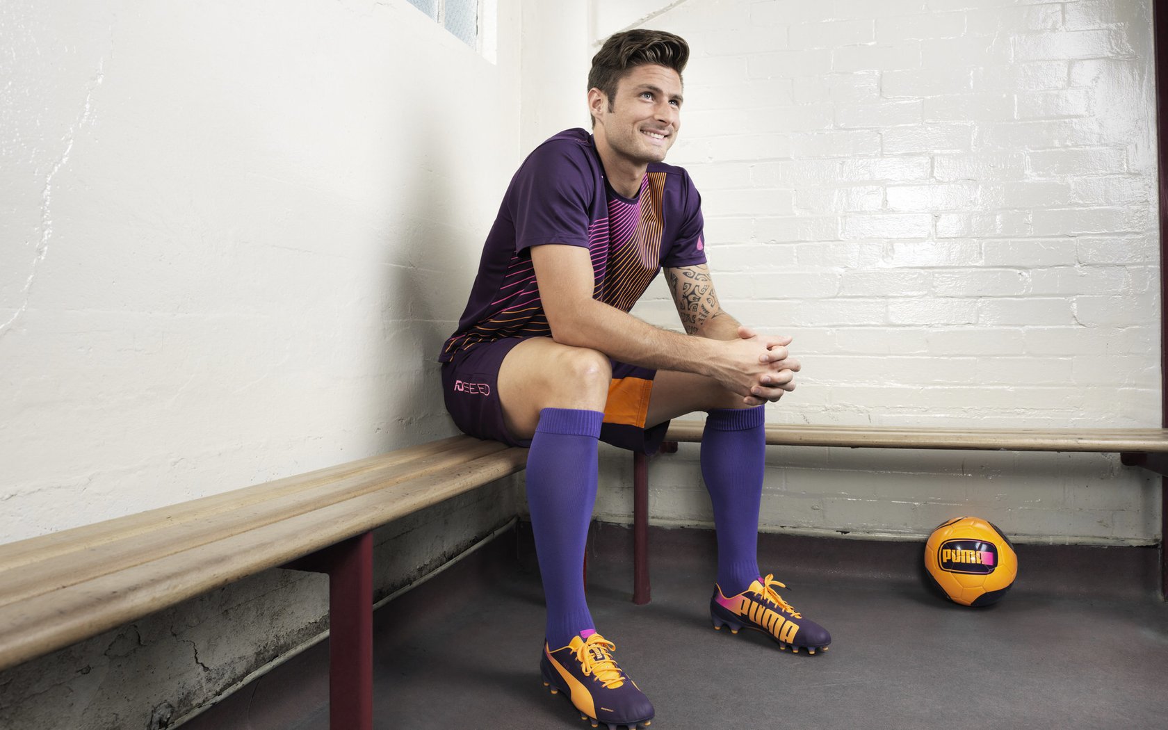 NBA常规赛掘金大胜开拓者 约基奇助攻+得分双双爆表带队轻取胜利，约基奇36分掘金力克开拓者